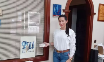 Prieto y Uceda pone a disposición de sus clientes una hora de aparcamiento gratuito en el centro.